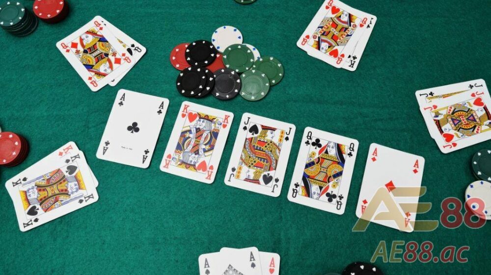 Người có liên kết bài mạnh nhất sẽ chiến thắng trong mẹo chơi Poker